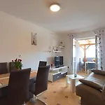 Daria Apartment *
